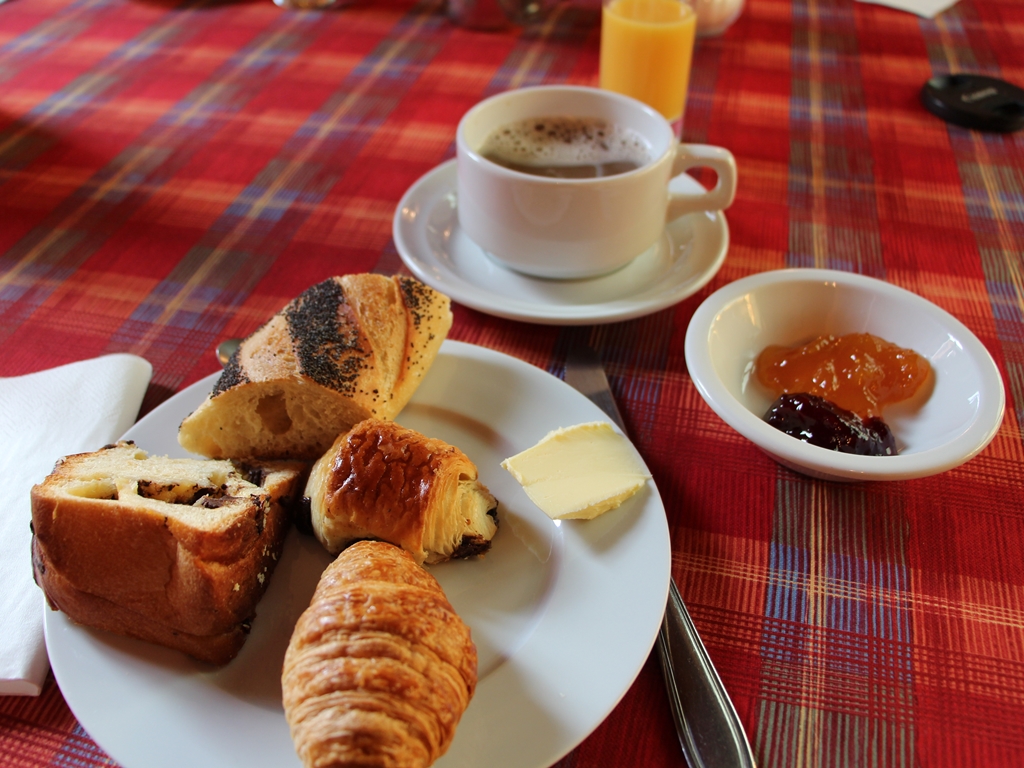 France Breakfast.